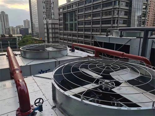 夏季冷卻塔溫度高，很難冷卻怎么辦？(冷卻塔放在車間好不好)