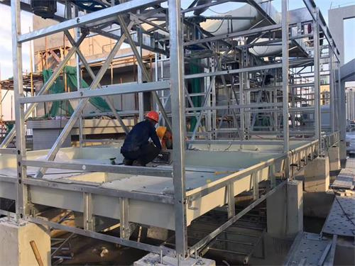 工業(yè)冷卻塔在運(yùn)轉(zhuǎn)時(shí)要注意事項(xiàng),華信工業(yè)冷卻塔