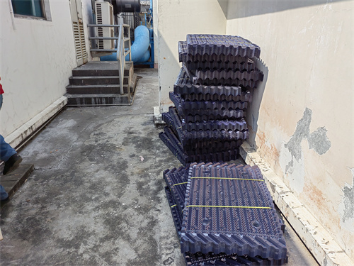 工業(yè)冷卻塔的分類,工業(yè)冷卻塔分類有哪些