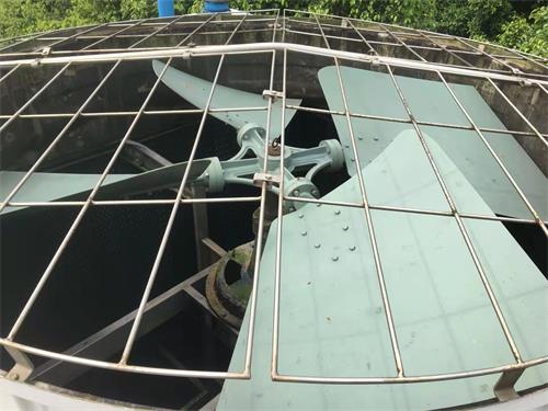 超靜音<a href=http://www.zuireng.com/tags/23_0.html target=_blank class=infotextkey>冷卻塔風(fēng)機(jī)</a>